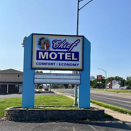 Chief Motel Keokuk Buitenkant foto