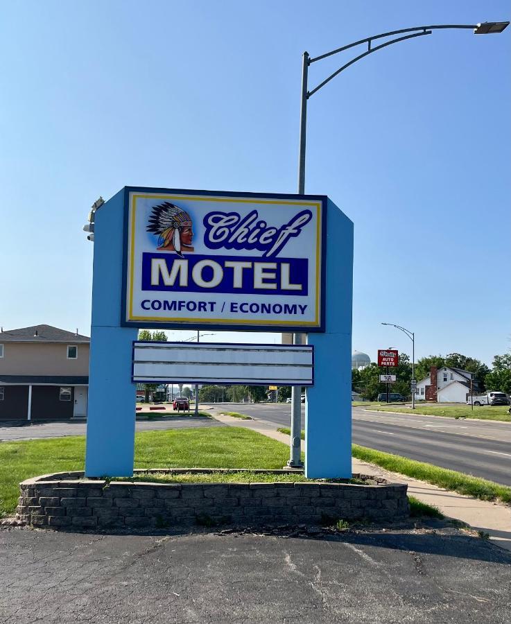 Chief Motel Keokuk Buitenkant foto