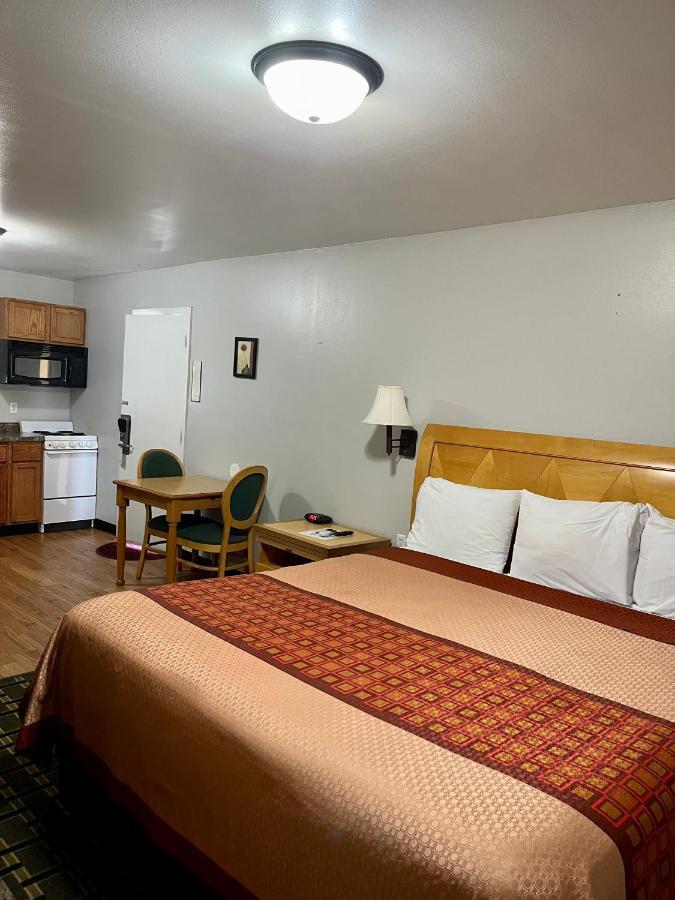 Chief Motel Keokuk Buitenkant foto