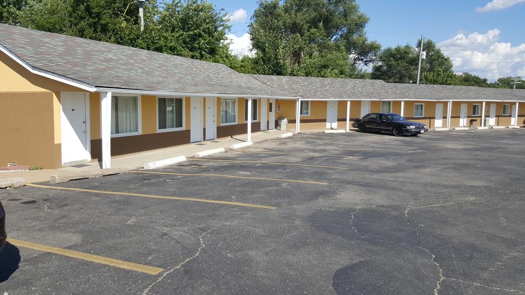 Chief Motel Keokuk Buitenkant foto