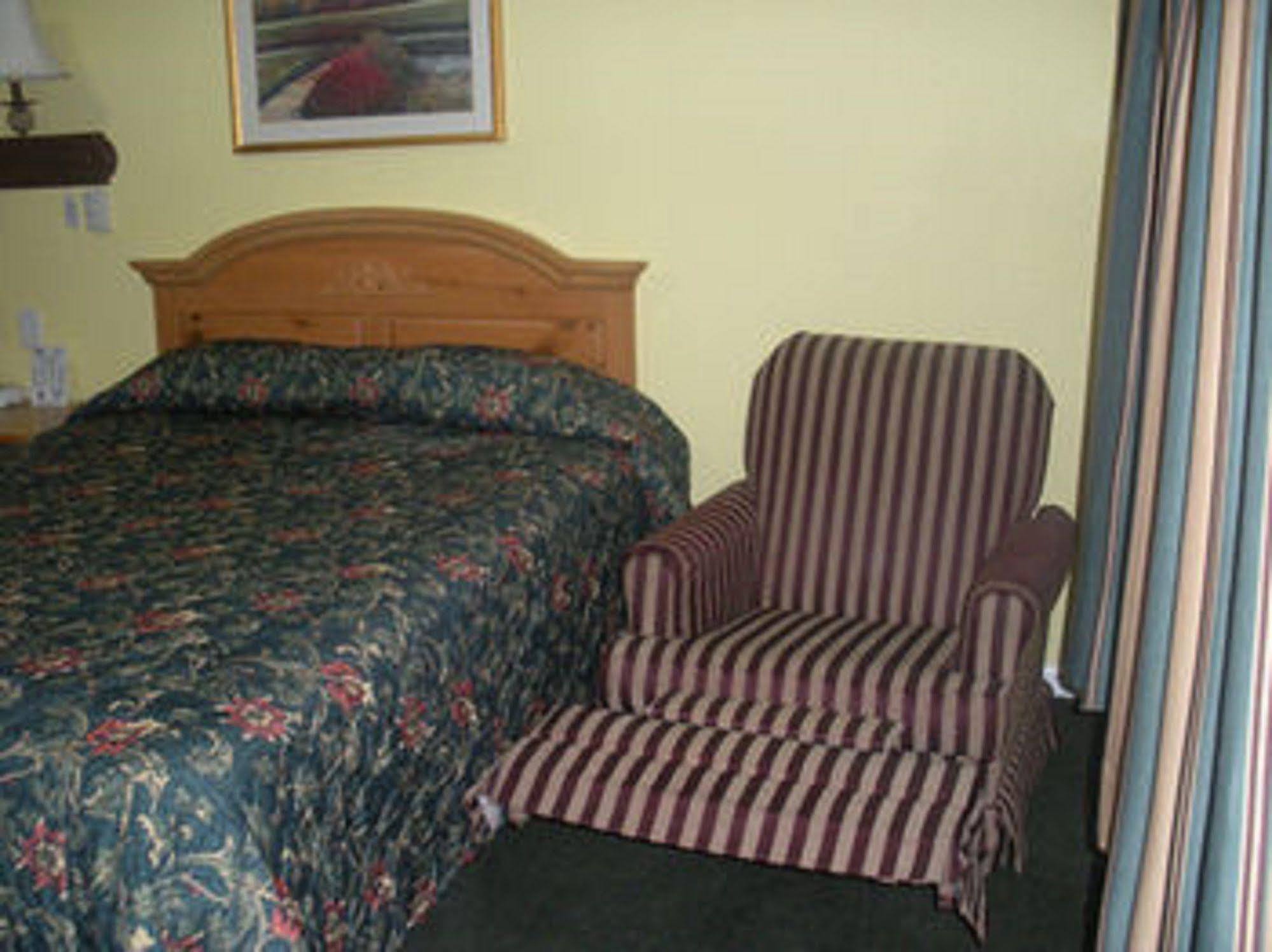 Chief Motel Keokuk Buitenkant foto